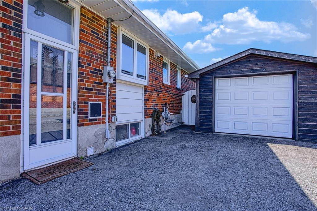 90 Prince Charles Drive Property Photo 30