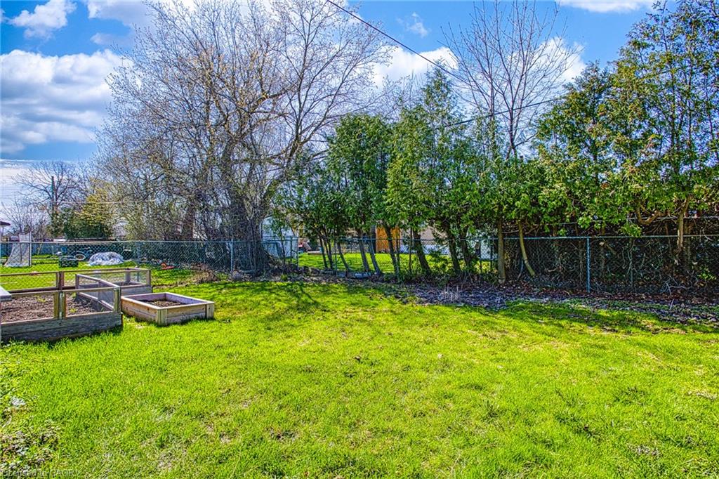 90 Prince Charles Drive Property Photo 32