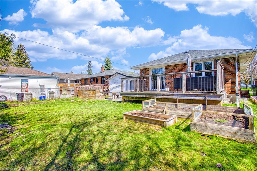 90 Prince Charles Drive Property Photo 33