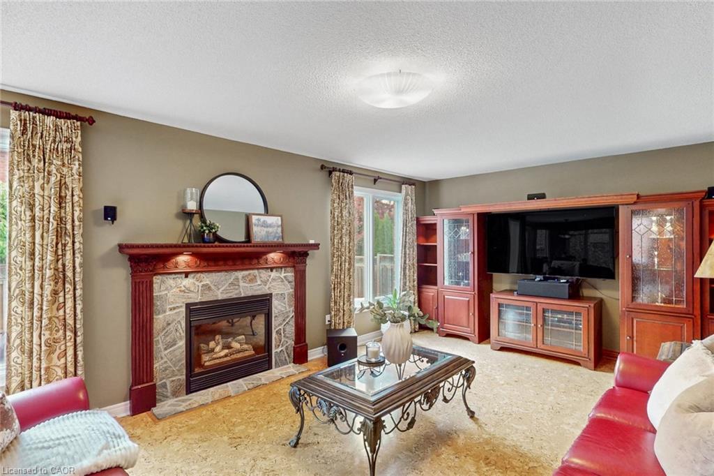 6872 Round Leaf Court Property Photo 14