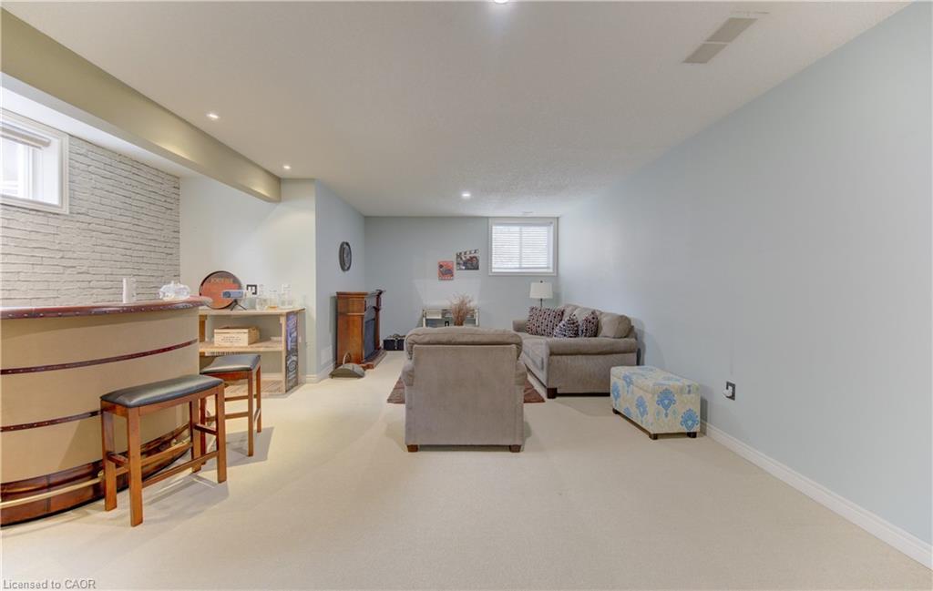 725 Zurich Drive Property Photo 37