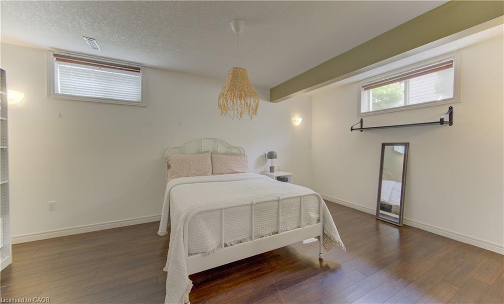 725 Zurich Drive Property Photo 40