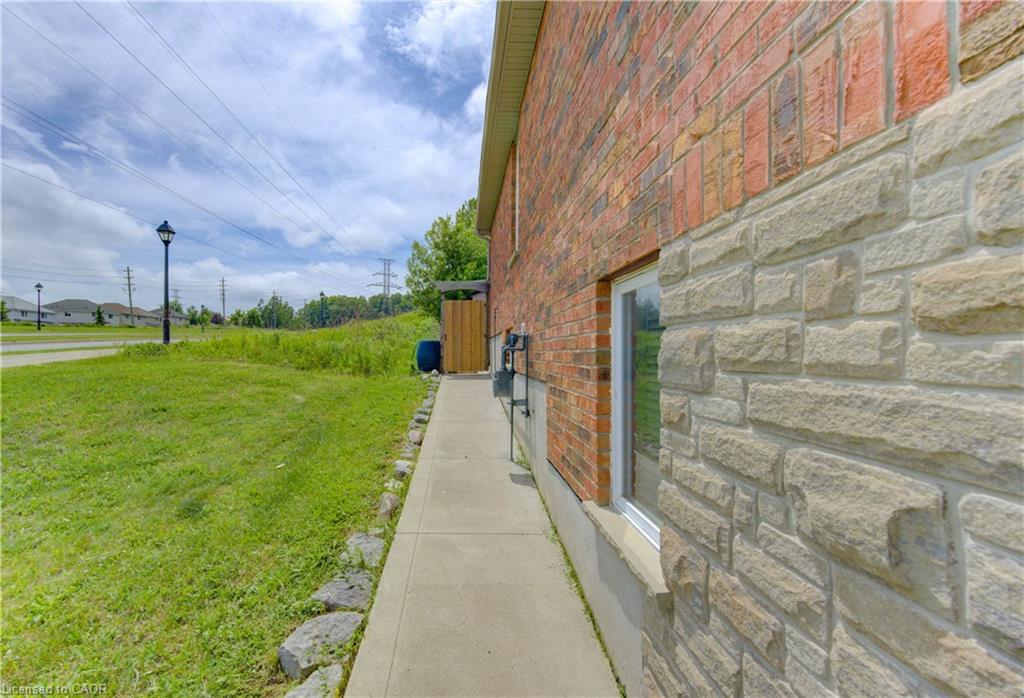 725 Zurich Drive Property Photo 43