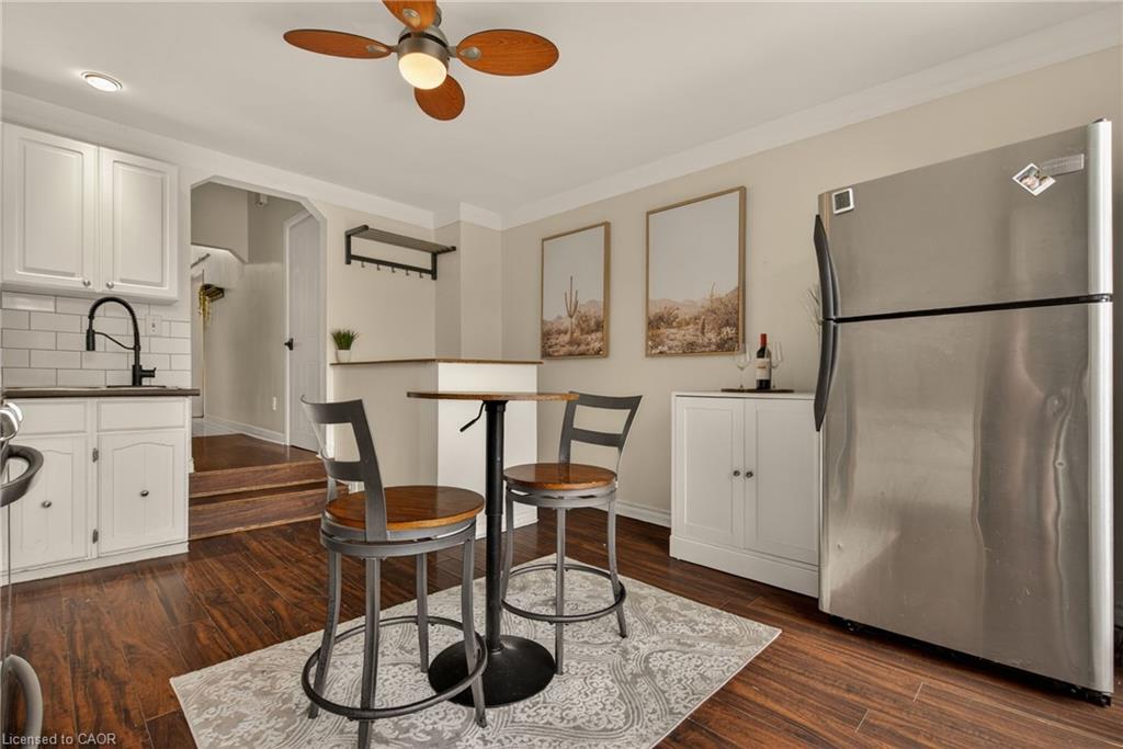 153 Ferrie Street E Property Photo 16