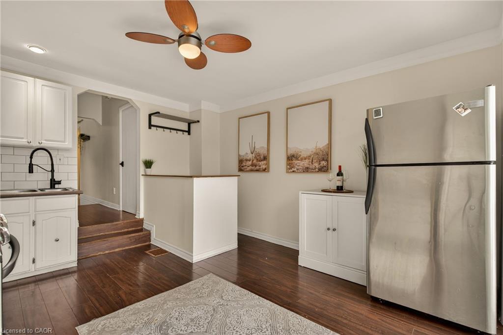 153 Ferrie Street E Property Photo 17
