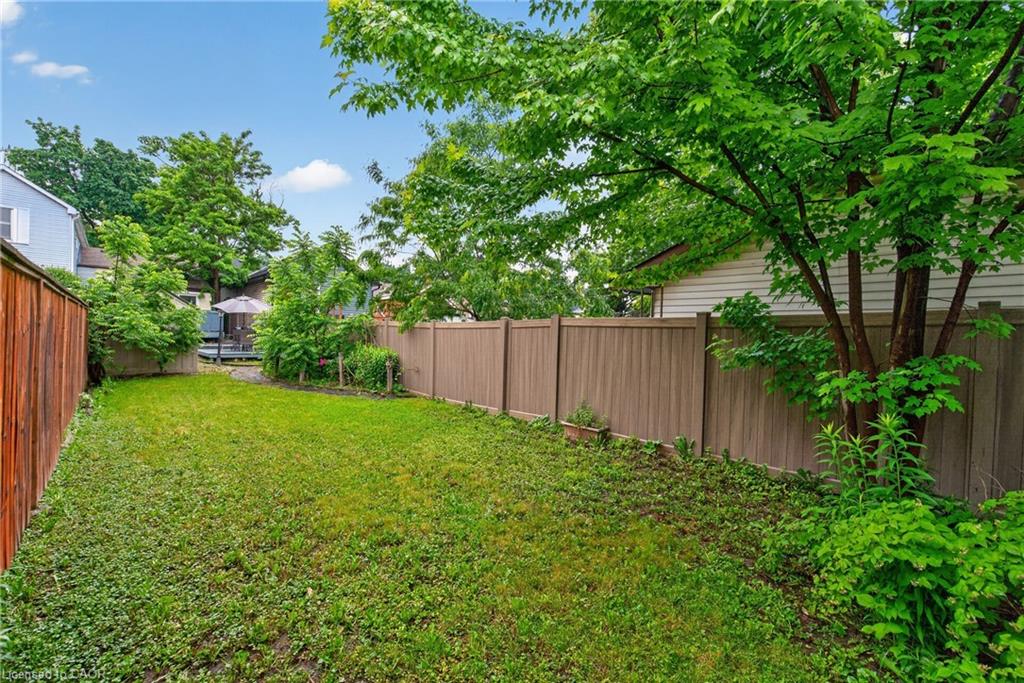153 Ferrie Street E Property Photo 40