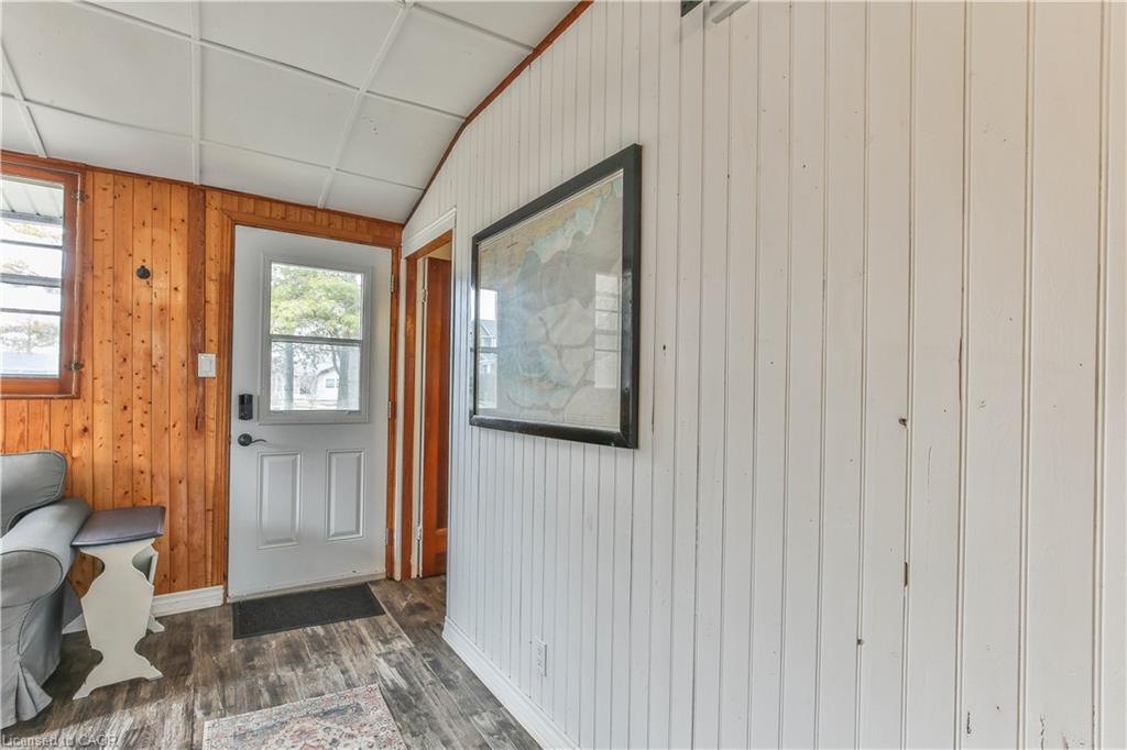 7 Willow Avenue Property Photo 21