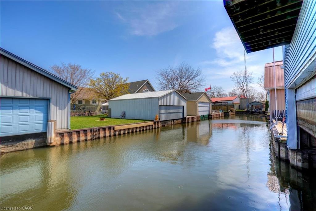 7 Willow Avenue Property Photo 35