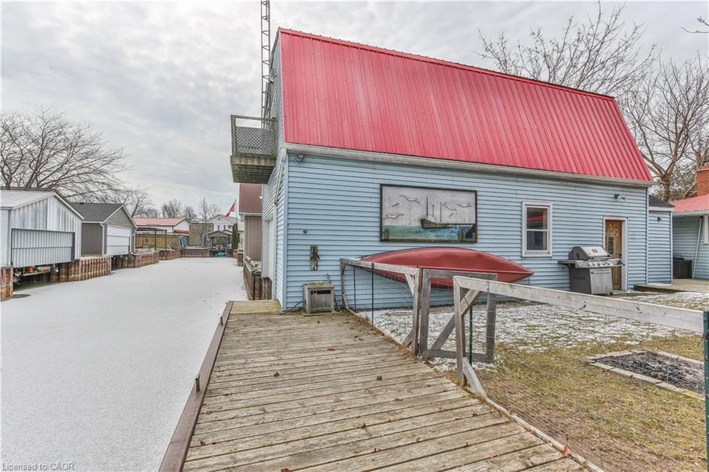 7 Willow Avenue Property Photo 38
