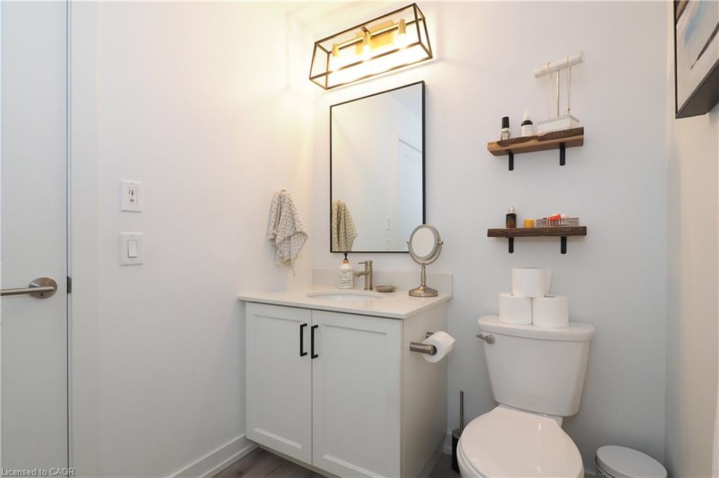 408-243 Northfield Drive E Property Photo 23