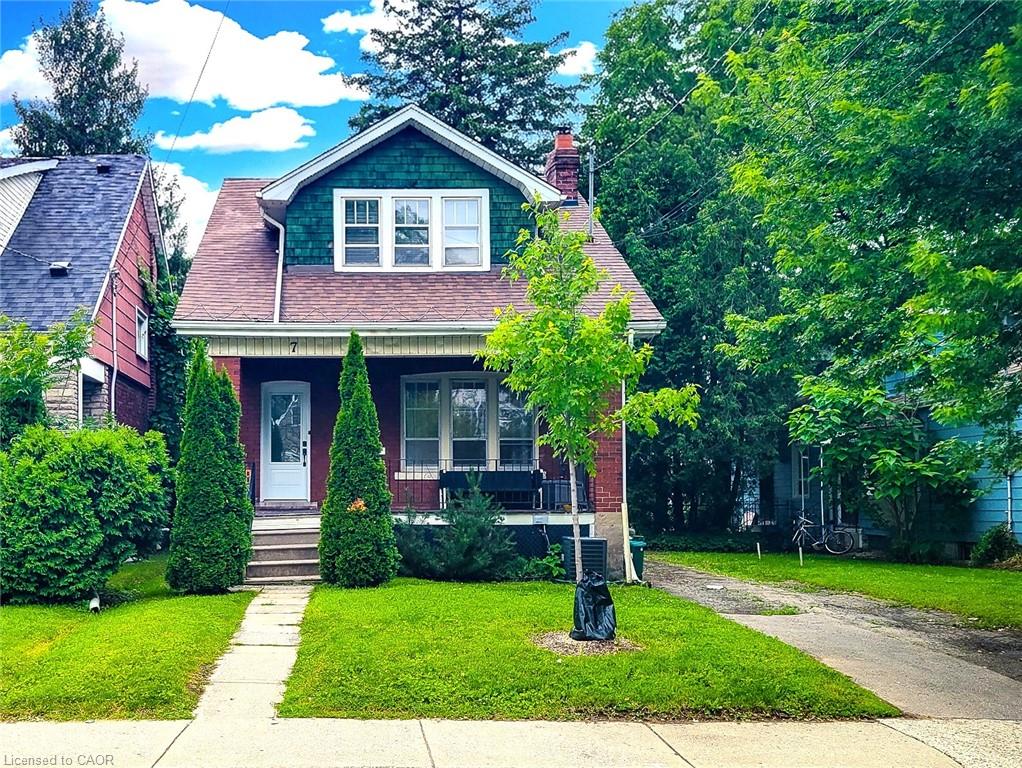 7 Norfolk Street N Property Photo 1