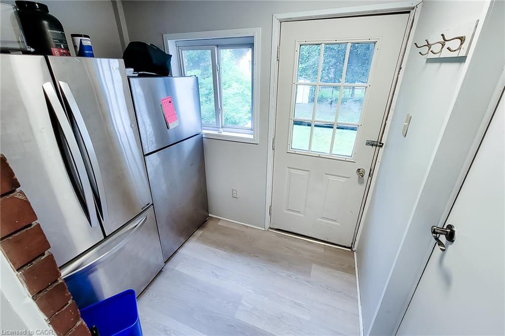 7 Norfolk Street N Property Photo 13