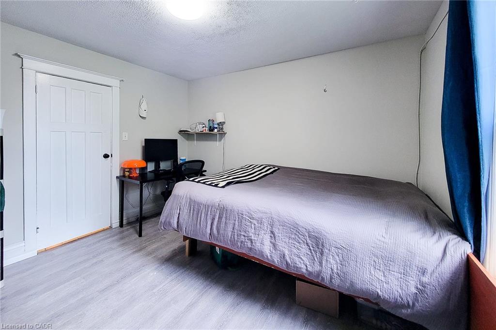 7 Norfolk Street N Property Photo 19