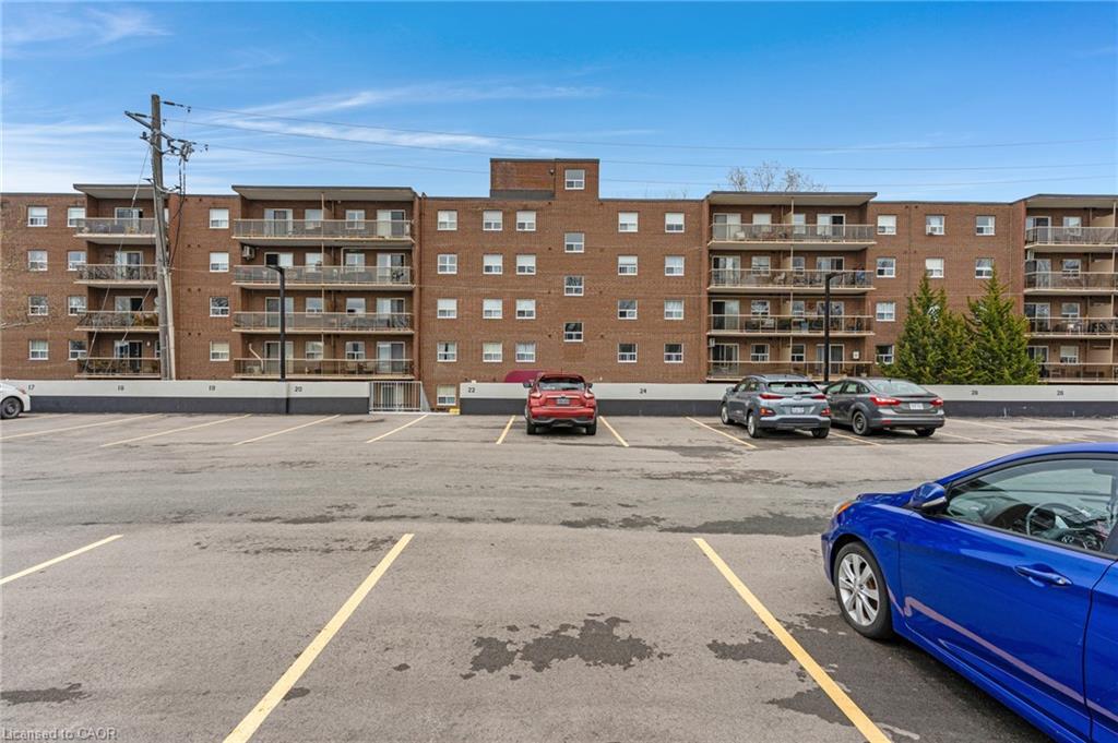 114-793 Colborne Street Property Photo 33