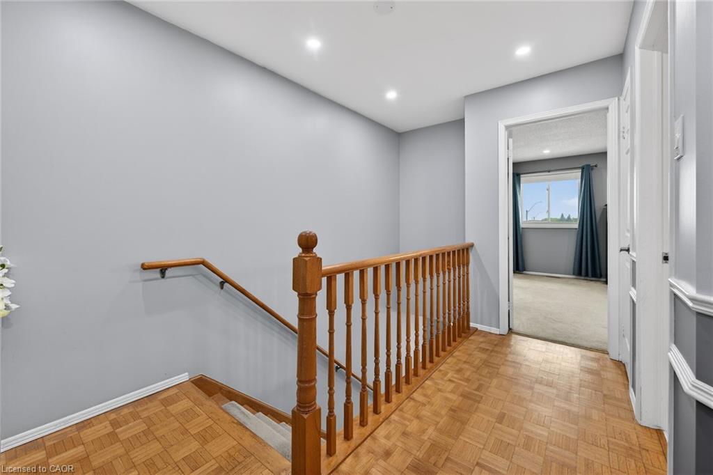 34 Capri Crescent Property Photo 27