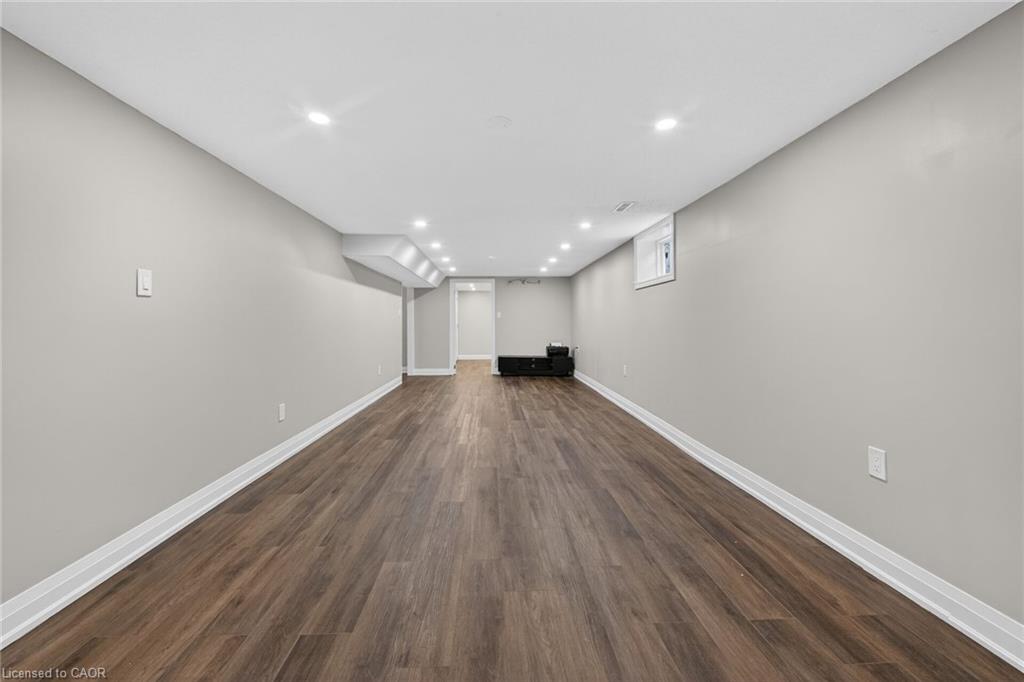 34 Capri Crescent Property Photo 43
