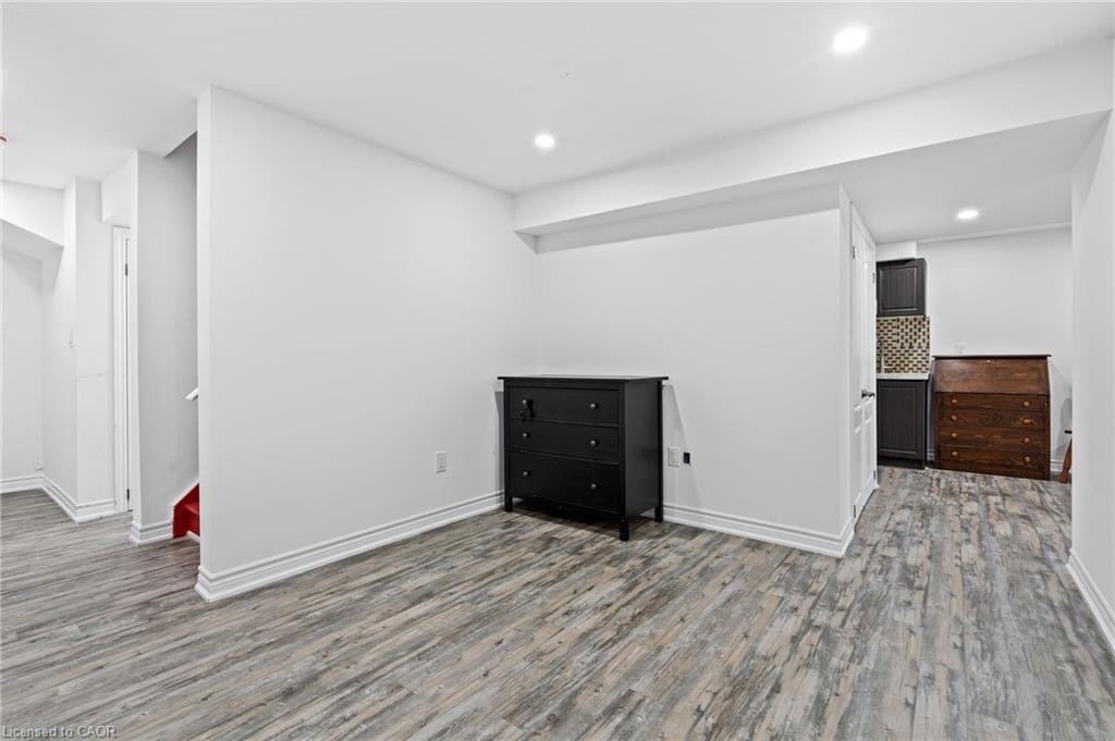 6087 Eaglewood Drive Property Photo 4