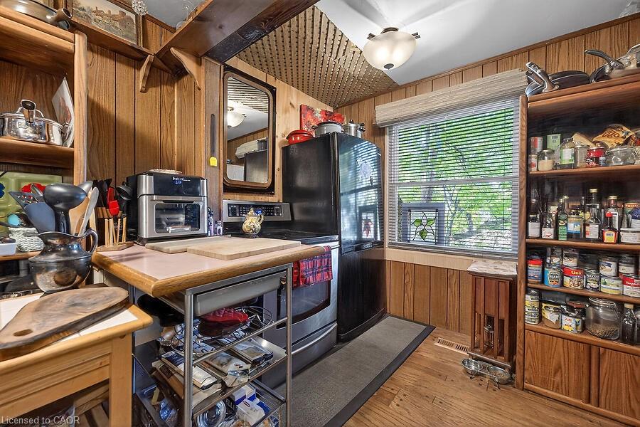 104 Teal Avenue Property Photo 8