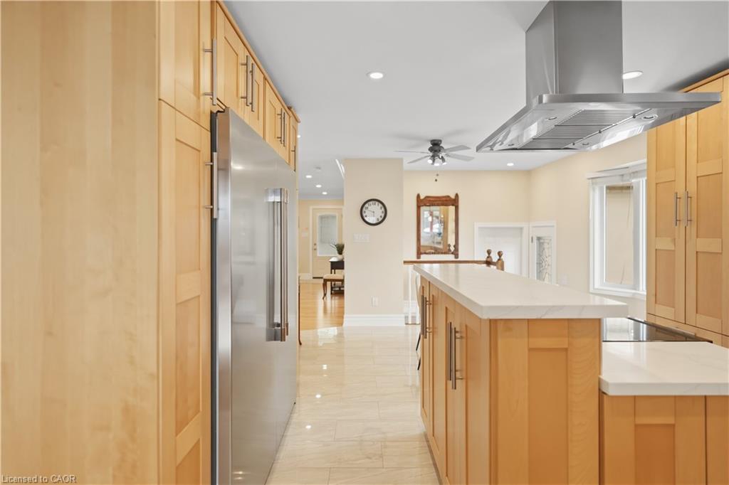 53 Edgewell Crescent Property Photo 15