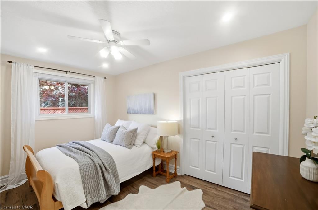 53 Edgewell Crescent Property Photo 24