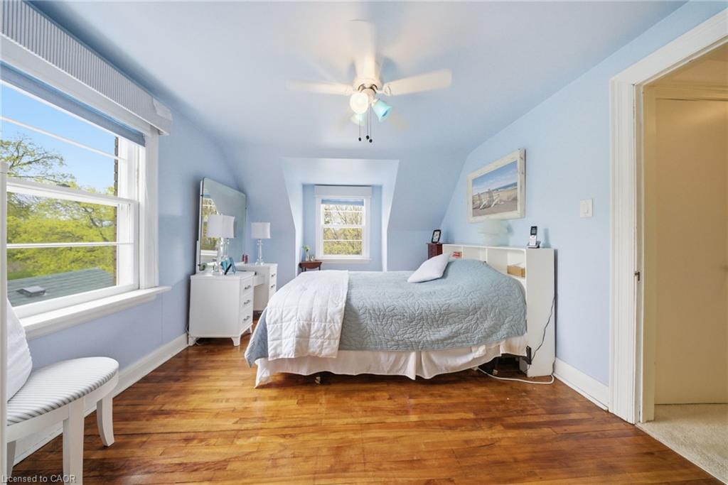 243 Sydney Street Property Photo 37