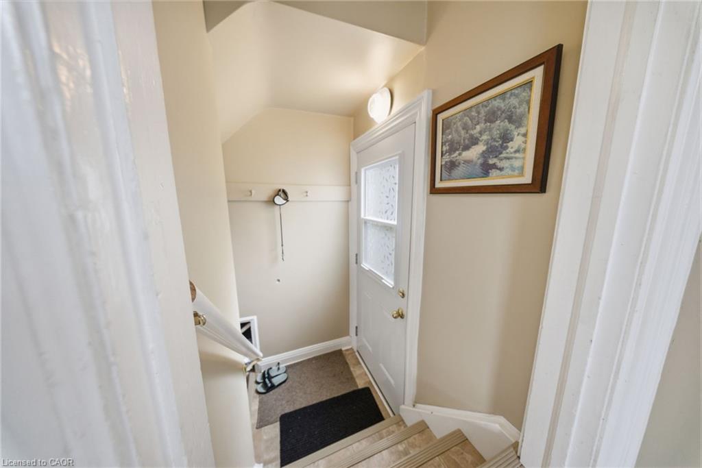 243 Sydney Street Property Photo 41
