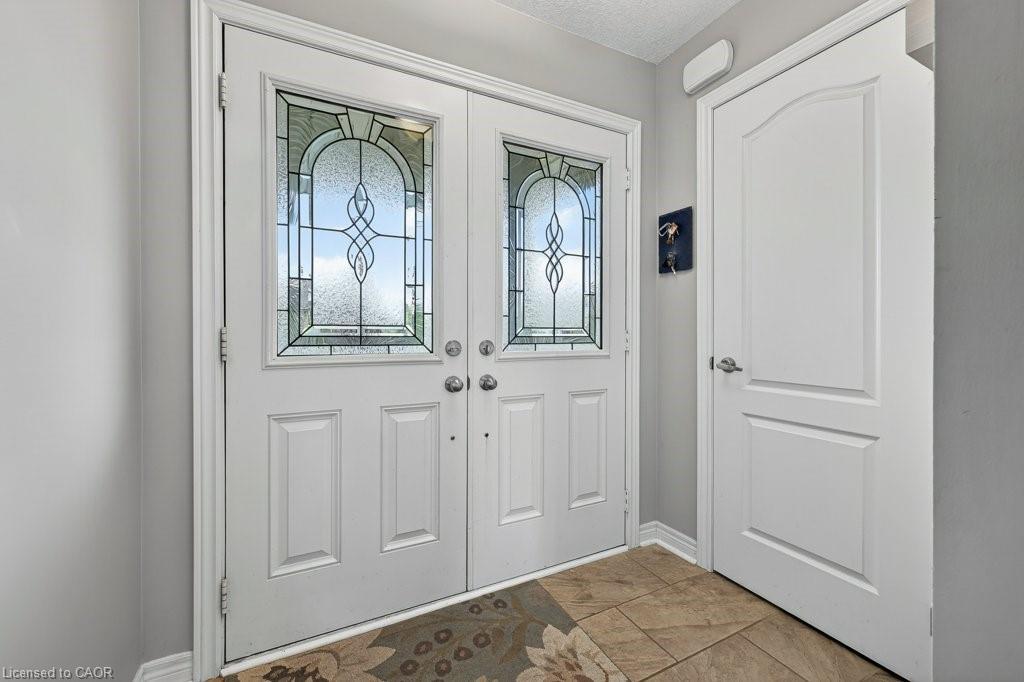 557 Baldwin Crescent Property Photo 18