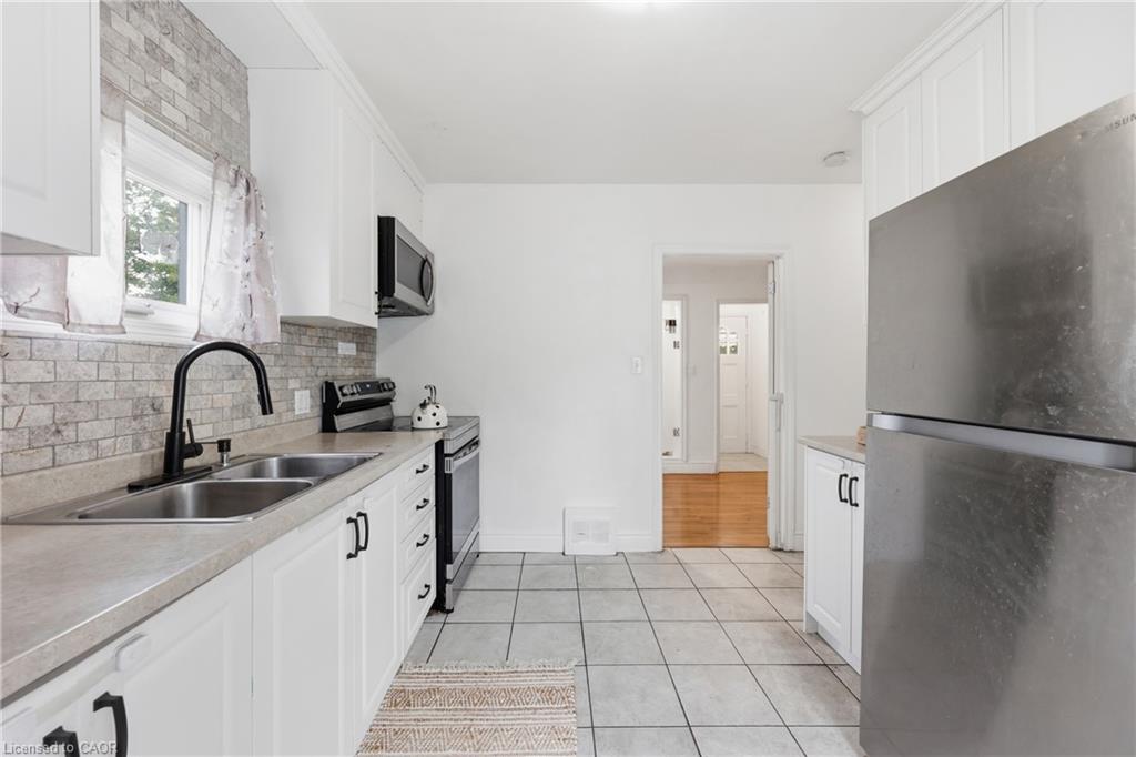 15 West 1st Street Property Photo 12