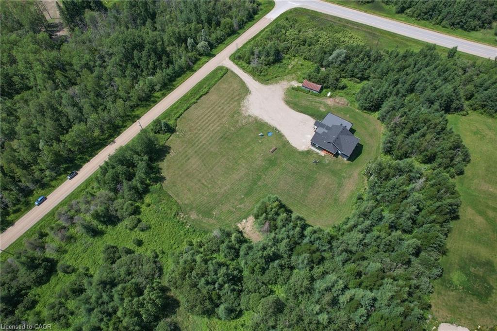 375753 6th Line Property Photo 27