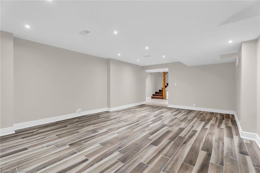 19 Confederation Street Property Photo 30