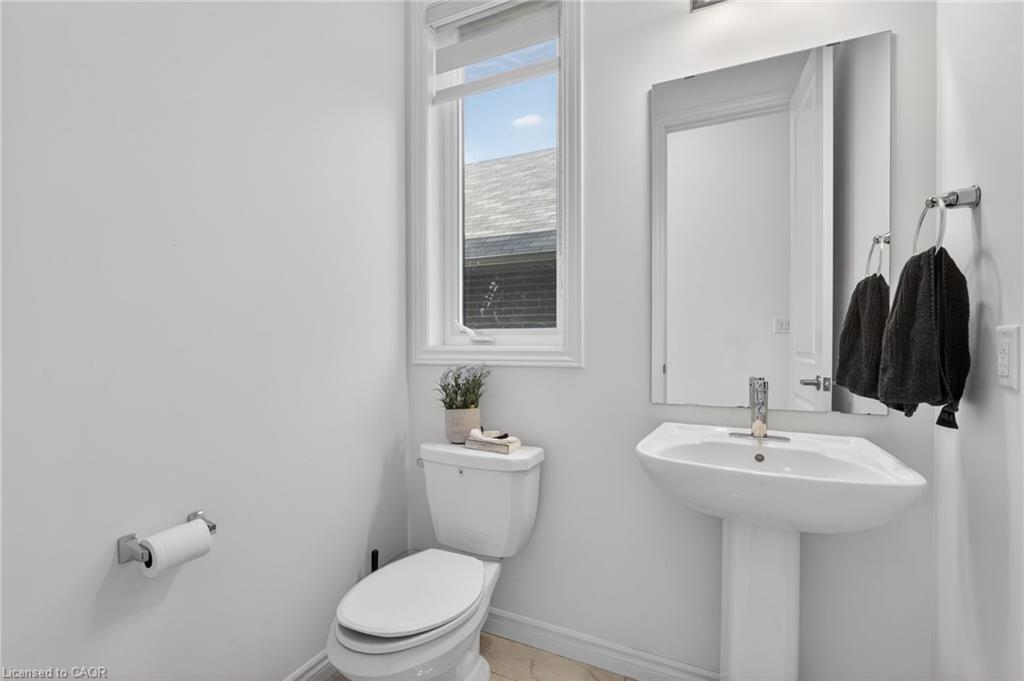 4057 Highland Park Drive Property Photo 8
