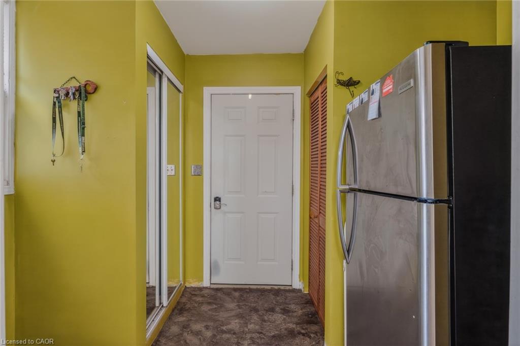 140 Townline Street Property Photo 12