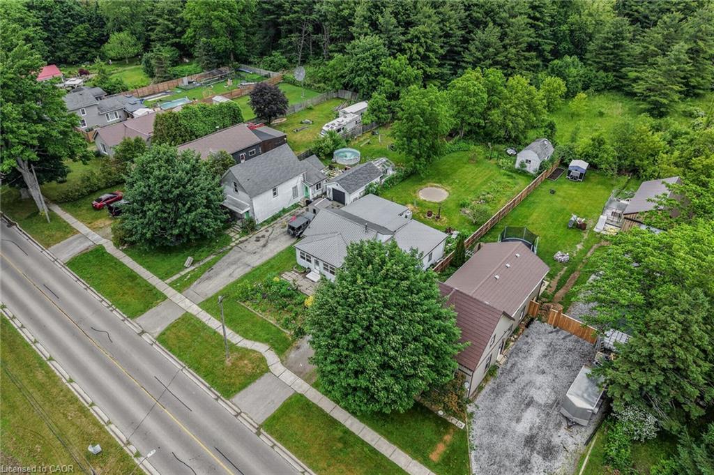 140 Townline Street Property Photo 33