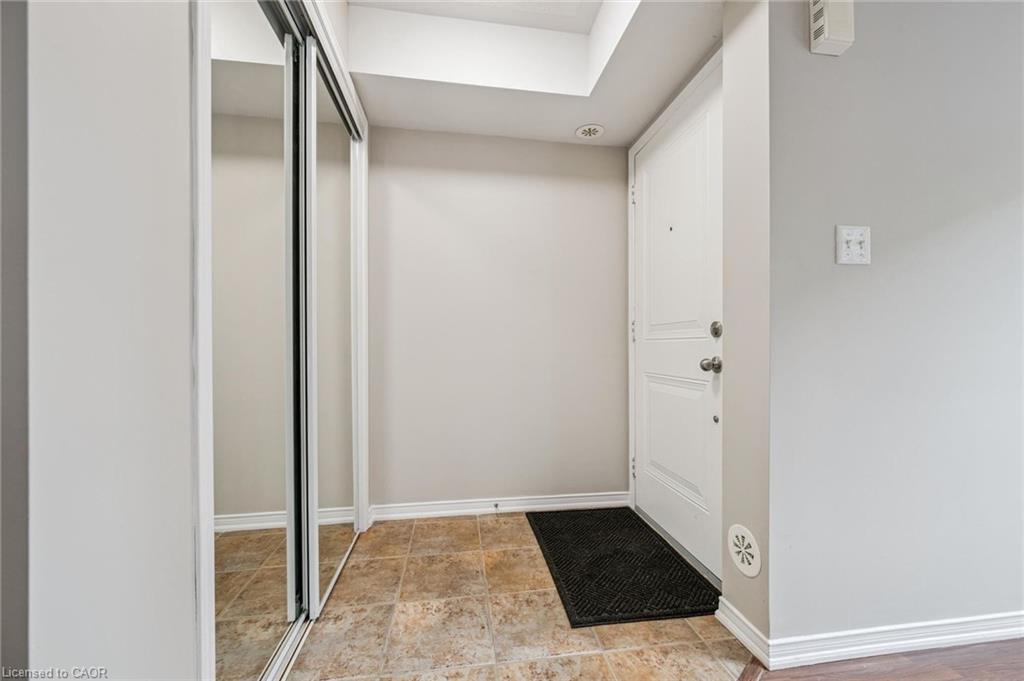 4-43 Hays Boulevard Property Photo 3