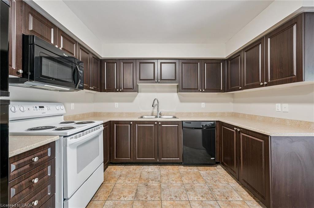 4-43 Hays Boulevard Property Photo 11