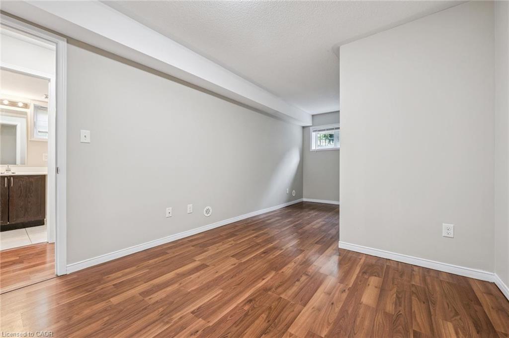 4-43 Hays Boulevard Property Photo 17