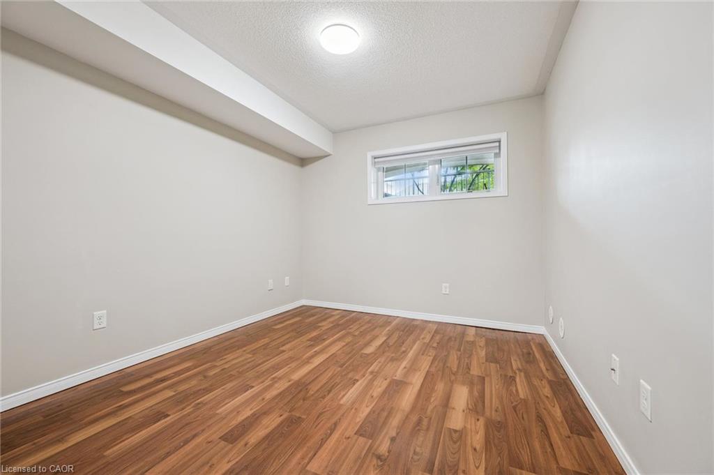 4-43 Hays Boulevard Property Photo 23