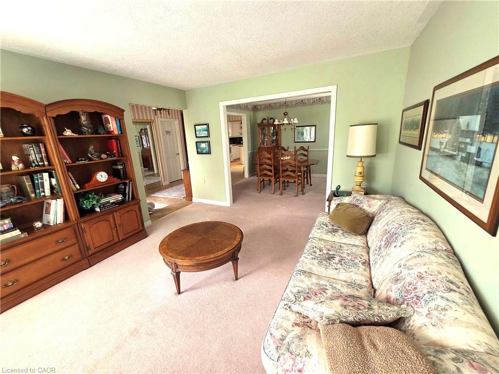 137 Foxboro Drive Property Photo 6