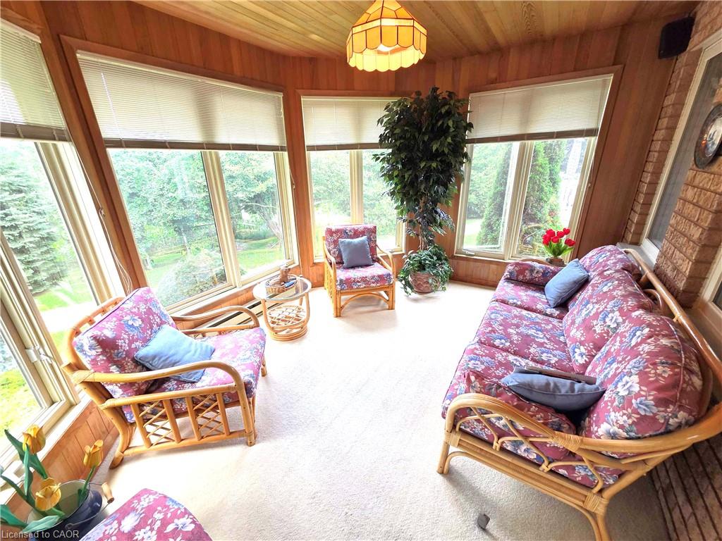 137 Foxboro Drive Property Photo 12