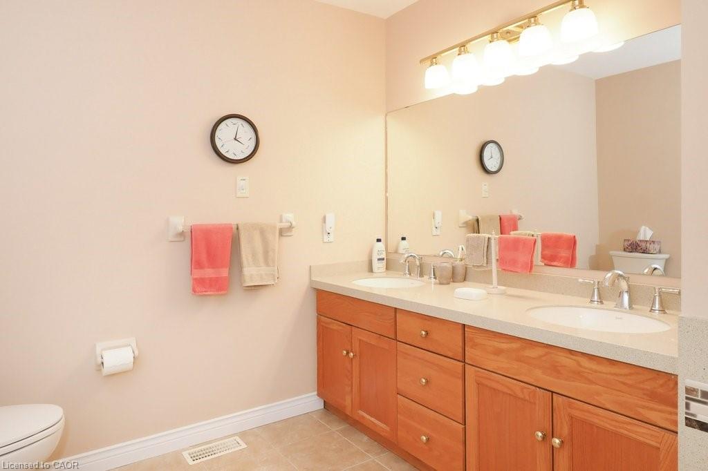 137 Foxboro Drive Property Photo 19