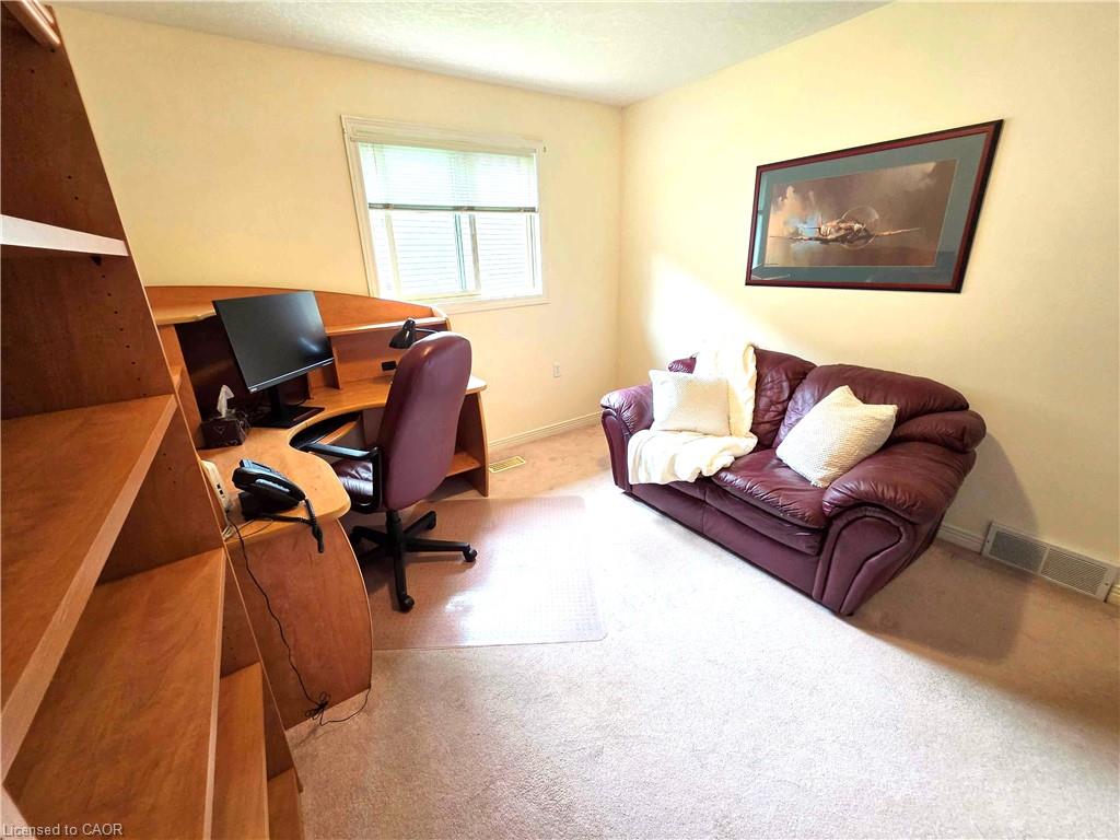 137 Foxboro Drive Property Photo 20