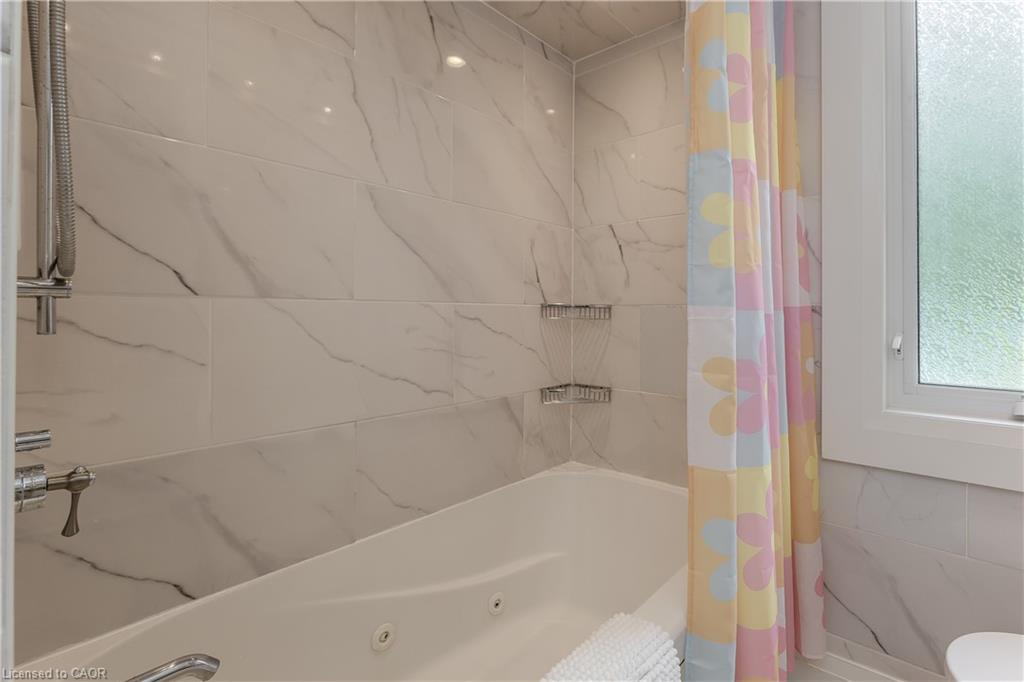 272 Goodram Drive Property Photo 28
