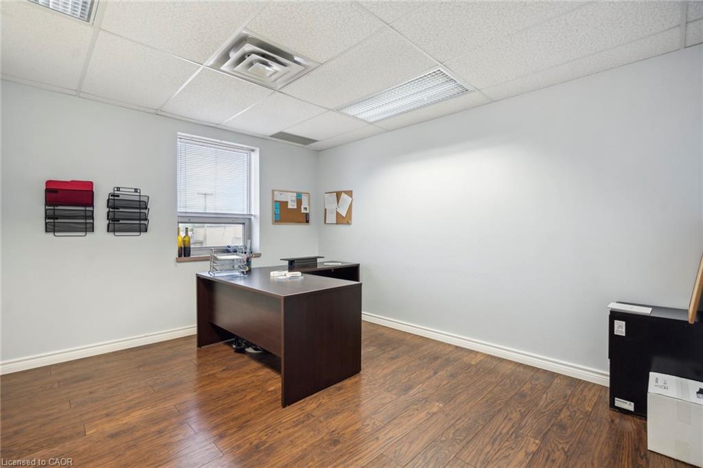 504 Kenora Avenue Property Photo 13