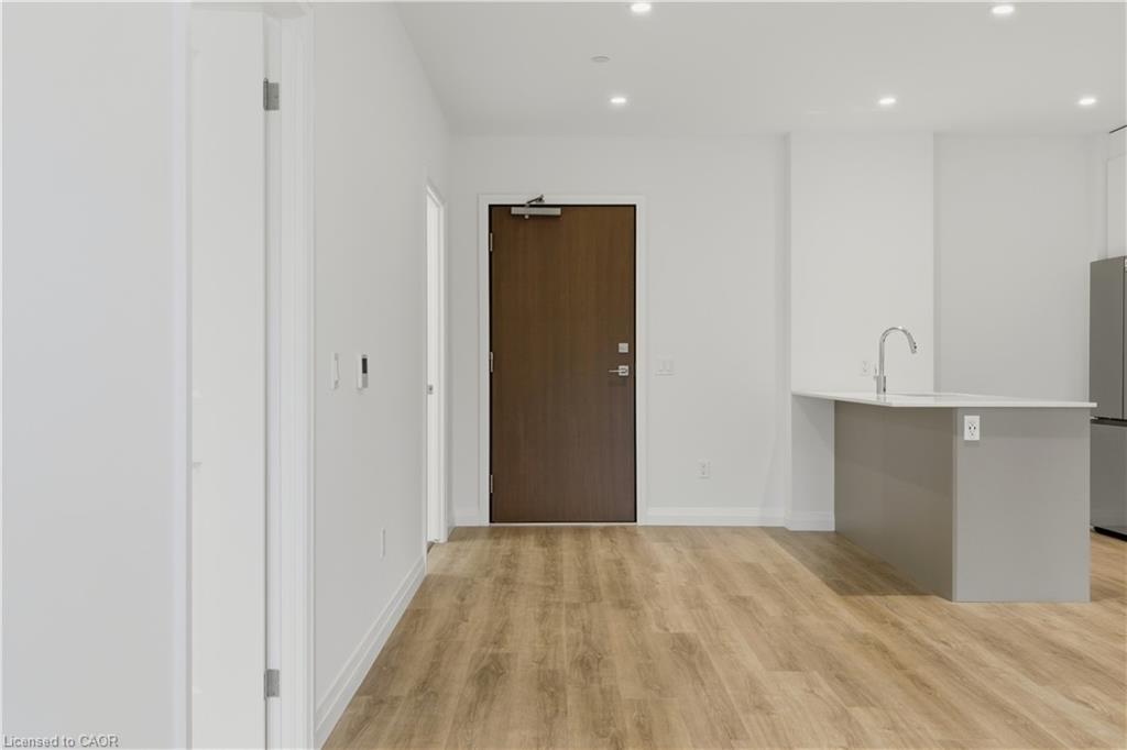 525-525 New Dundee Road Property Photo 3