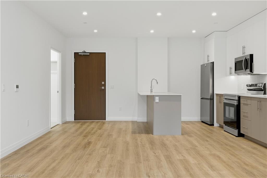 525-525 New Dundee Road Property Photo 4