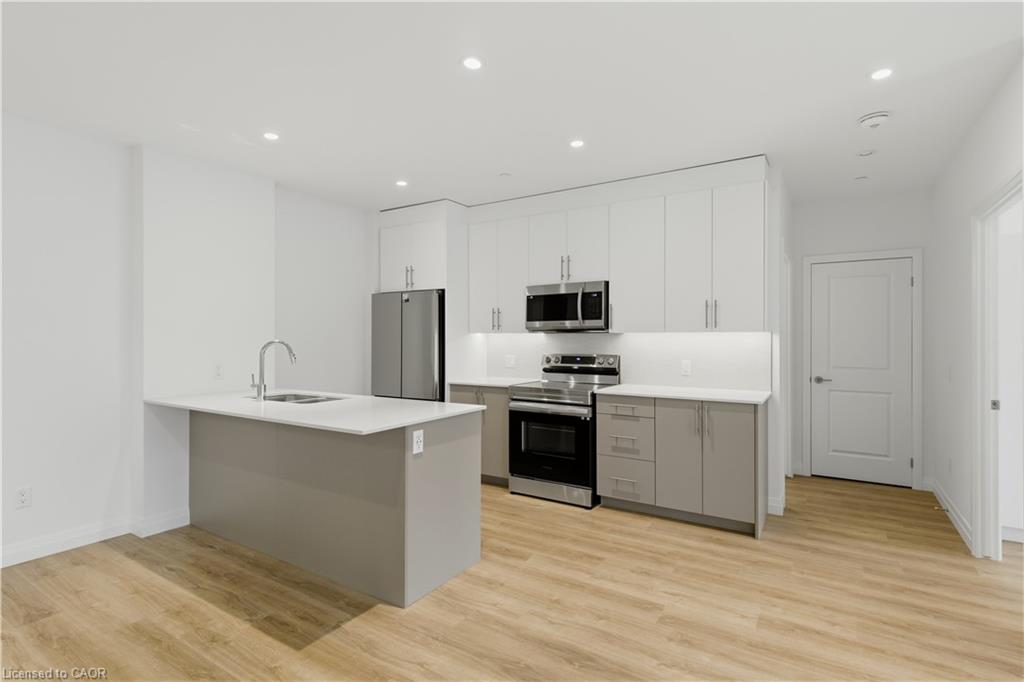 525-525 New Dundee Road Property Photo 8