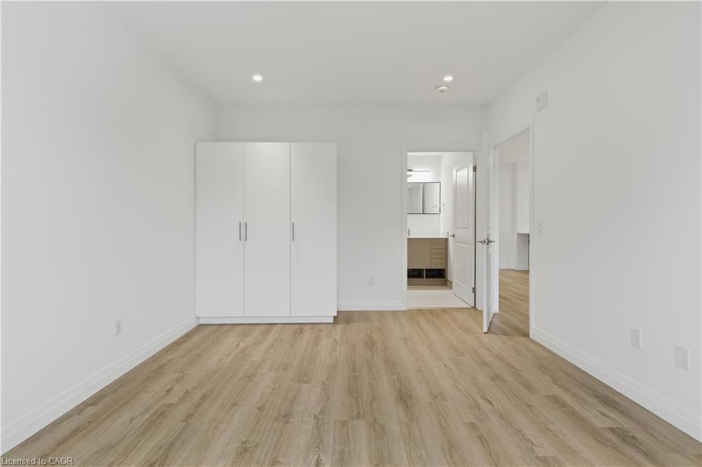 525-525 New Dundee Road Property Photo 15