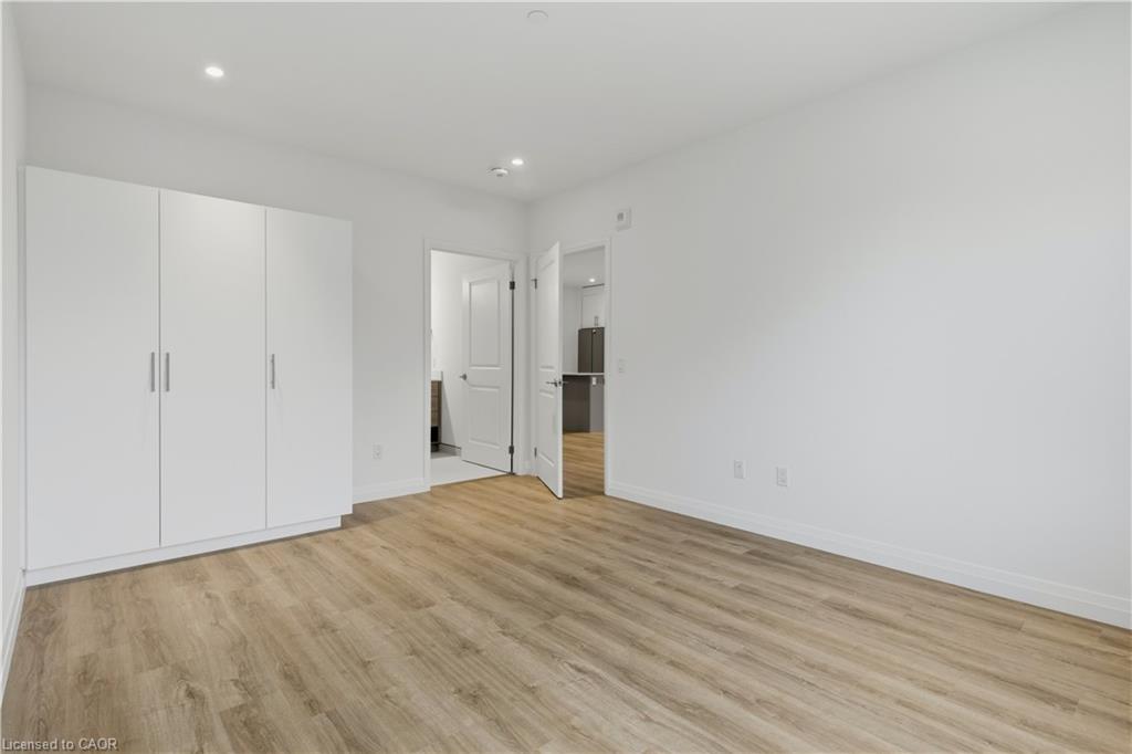525-525 New Dundee Road Property Photo 16