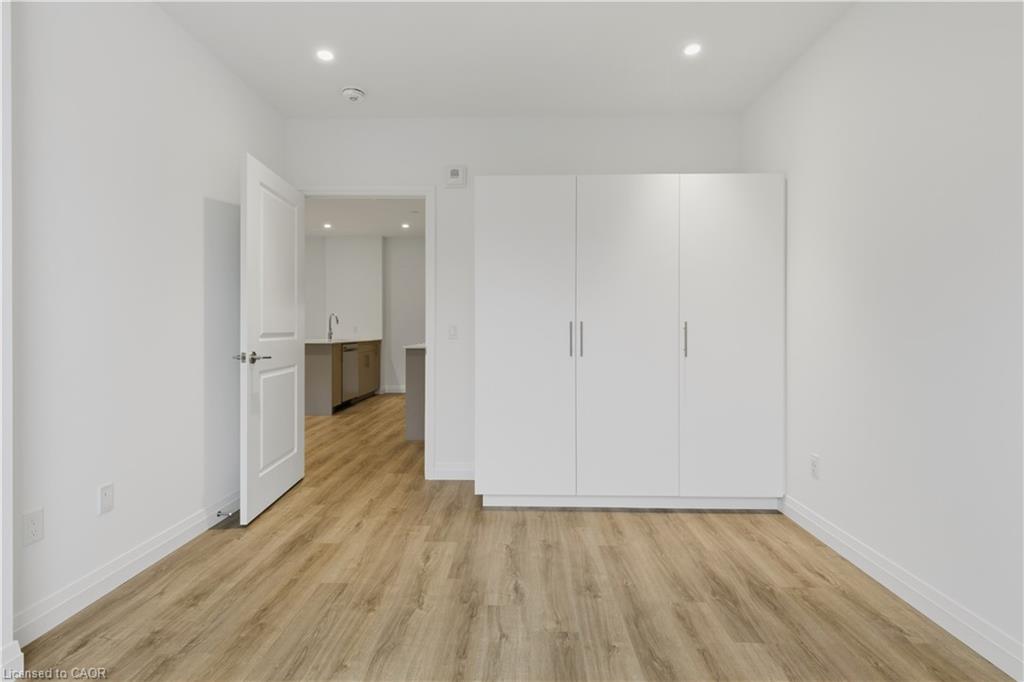 525-525 New Dundee Road Property Photo 22
