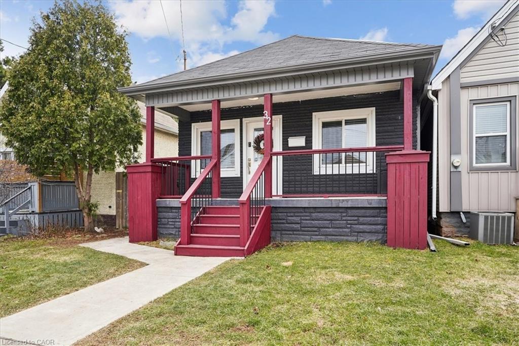 32 Allan Avenue Property Photo 1